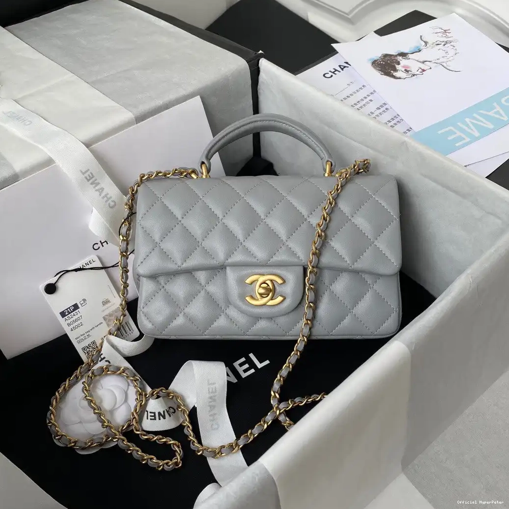 Hyper Peter CHANEL WITH TOP FLAP MINI HANDLE BAG 0513